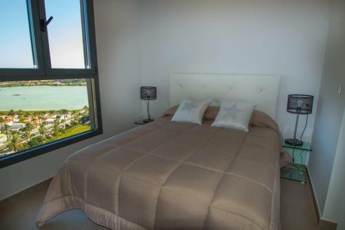 Apartamento Infinium 16b Primera Linea de Playa Arenal
