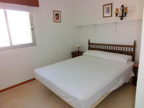 2 Bedrooms Apartment In Front Of The Sea