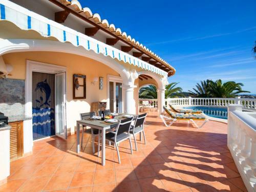 Villa Lara