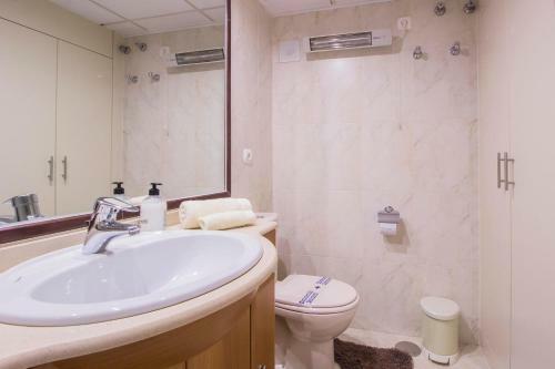 Stunning Frontline Apartment Rubino In Calpe