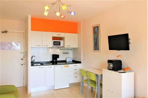 1 Bedroom Apartments With Sea Views