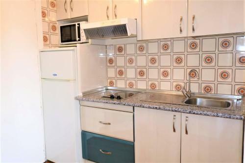1 Bedroom Apartment With Sea Views