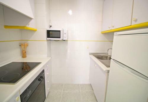 Calpe Apartment Sleeps 3 Pool Air Con Wifi T792131