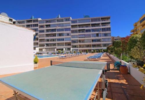 Calpe Apartment Sleeps 5 With Pool And Wifi