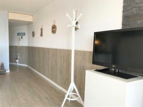 Apartamento Primera Linea Del Mar En Paseo Mar�timo - 110a