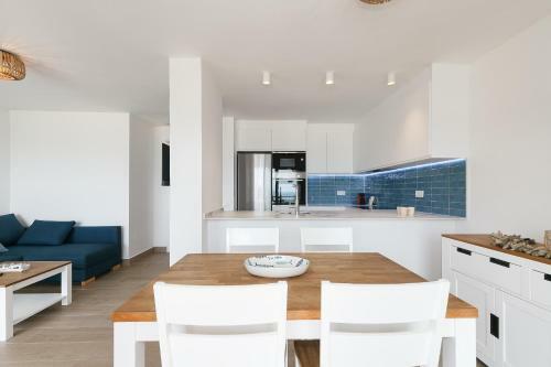 Uhc Dms Family Apartments
