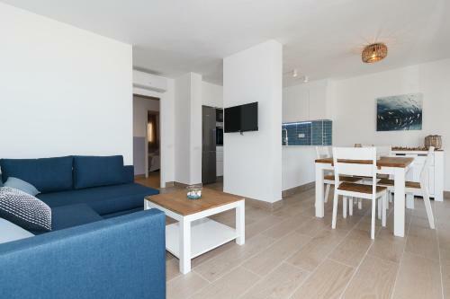 Uhc Dms Family Apartments