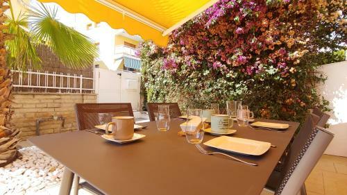 Apartamento Miramar Serveis - Planta Baja Mediterranea