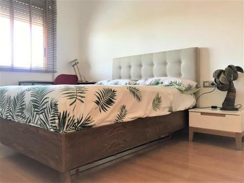 Apartamento Reformado Con Terraza Y Vistas Al Mar - 130a