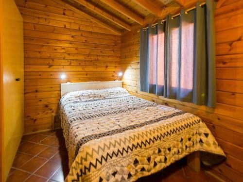Attractive Bungalow With A Covered Terrace, 1 Km From Beach