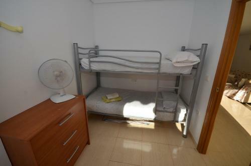 Apartamento Los Pinos I Ref 206