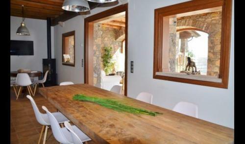 Camprodon Villa Sleeps 12 With Pool And Air Con