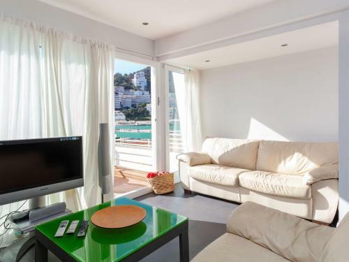 Holiday Home Punta Aromir