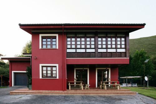Villa La Llosa