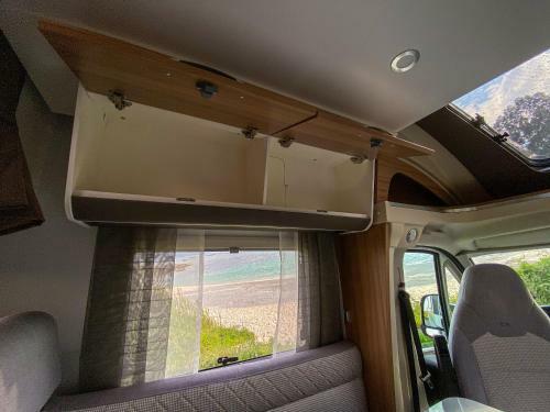 Vive A Pie de Playa Autocaravana de Lujo