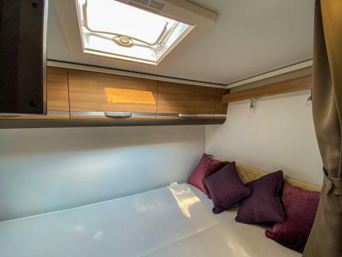 Vive A Pie de Playa Autocaravana de Lujo
