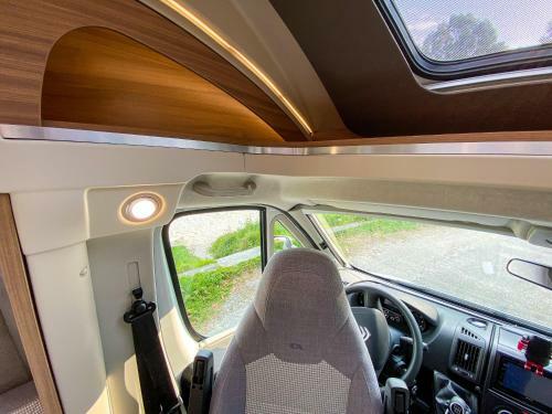 Vive A Pie de Playa Autocaravana de Lujo