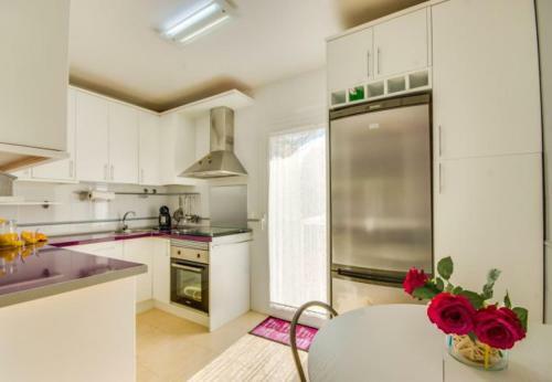 Can Picafort Holiday Home Sleeps 5 With Air Con And Wifi