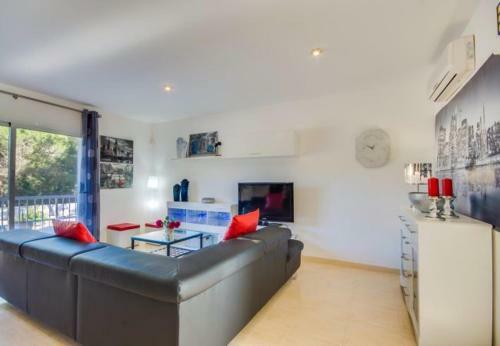 Can Picafort Holiday Home Sleeps 5 With Air Con And Wifi