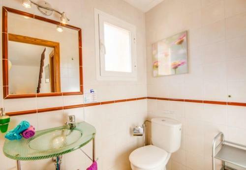 Can Picafort Holiday Home Sleeps 5 With Air Con And Wifi