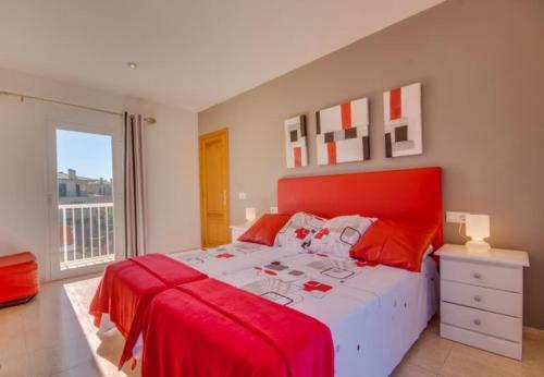 Can Picafort Holiday Home Sleeps 5 With Air Con And Wifi