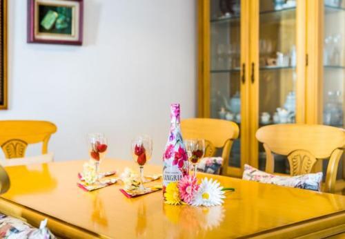 Can Picafort Holiday Home Sleeps 5 With Wifi