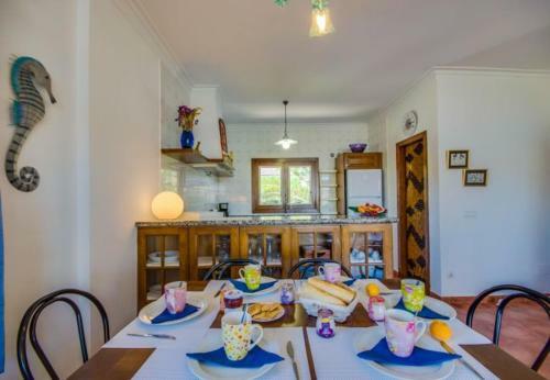 Can Picafort Holiday Home Sleeps 6 With Pool Air Con And Wifi