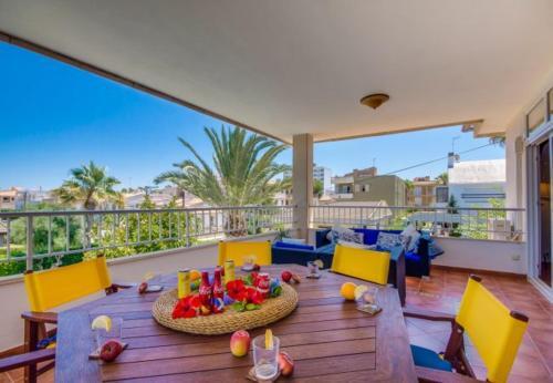 Can Picafort Holiday Home Sleeps 6 With Pool Air Con And Wifi