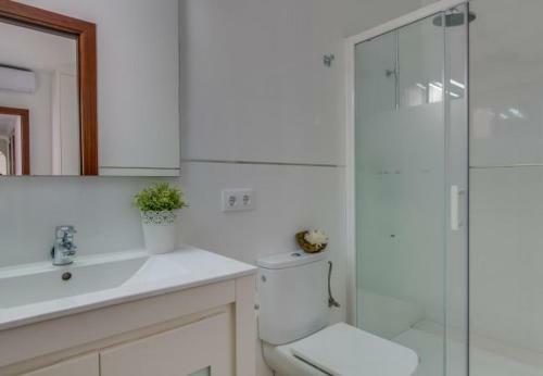 Can Picafort Holiday Home Sleeps 4 With Air Con And Wifi