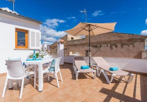 Can Picafort Holiday Home Sleeps 4 With Air Con And Wifi