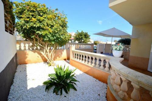 Apartamento Con Terraza Cerca Del Mar