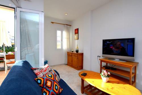 Apartamento Con Terraza Cerca Del Mar