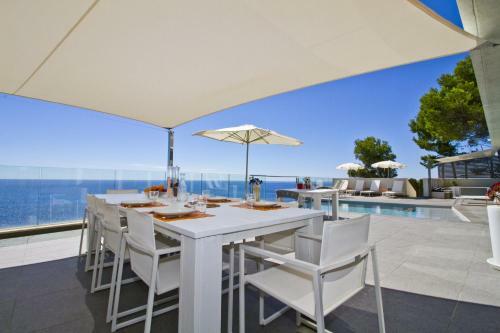 Can Ema Seaview Mhm