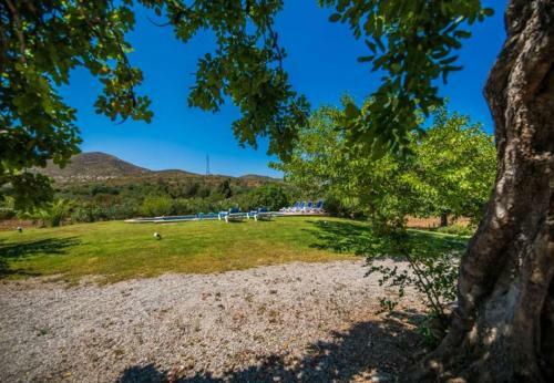 Capdepera Holiday Home Sleeps 7 With Pool And Wifi