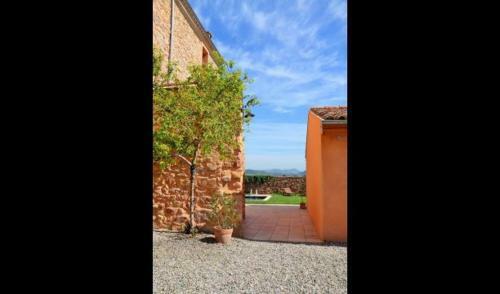Capellades Apartment Sleeps 7 With Pool