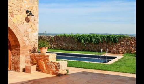 Capellades Apartment Sleeps 4 With Pool