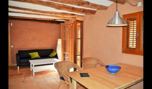 Capellades Apartment Sleeps 4 With Pool