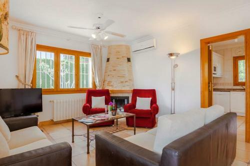 Villa In Casas de Torrat Sleeps 6 With Pool And Air Con