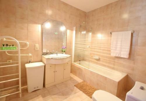 Casas de Torrat Villa Sleeps 7 Pool Air Con T792056
