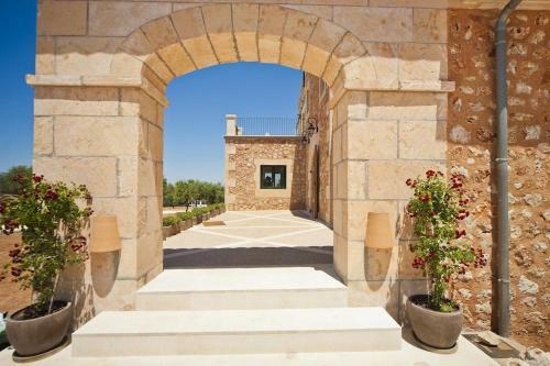 Cas Concos Villa Sleeps 8 With Pool Air Con And Wifi