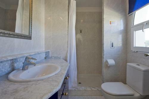 Casas Abiar Villa Sleeps 4 With Pool And Free Wifi