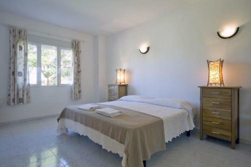 Casas Abiar Villa Sleeps 4 With Pool And Free Wifi