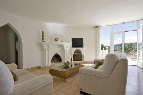 Casas Abiar Villa Sleeps 4 With Pool And Free Wifi
