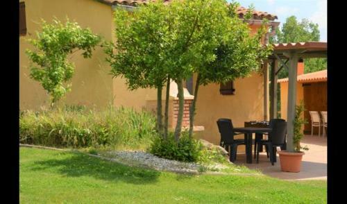 Villa In Casserres Sleeps 2 With Pool