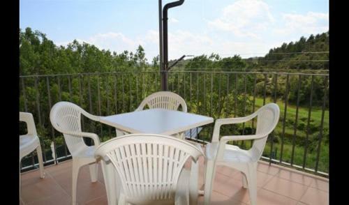 Casserres Villa Sleeps 10 With Pool