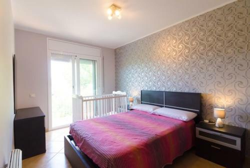 Caules Villa Sleeps 6 Pool Wifi