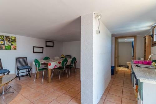 Caules Villa Sleeps 8 Pool Wifi