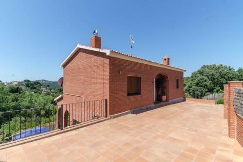 Caules Villa Sleeps 8 Pool Wifi