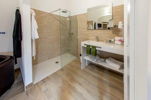 Hotel Artmonia