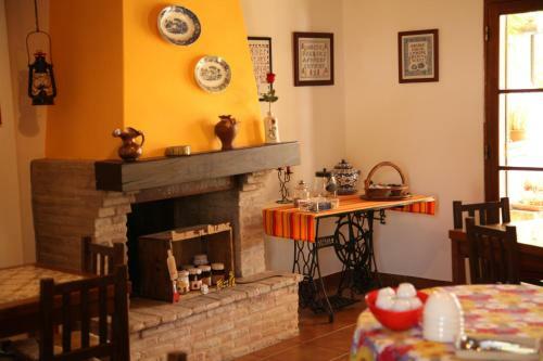 Hostal Quinta Do Rio Country Inn